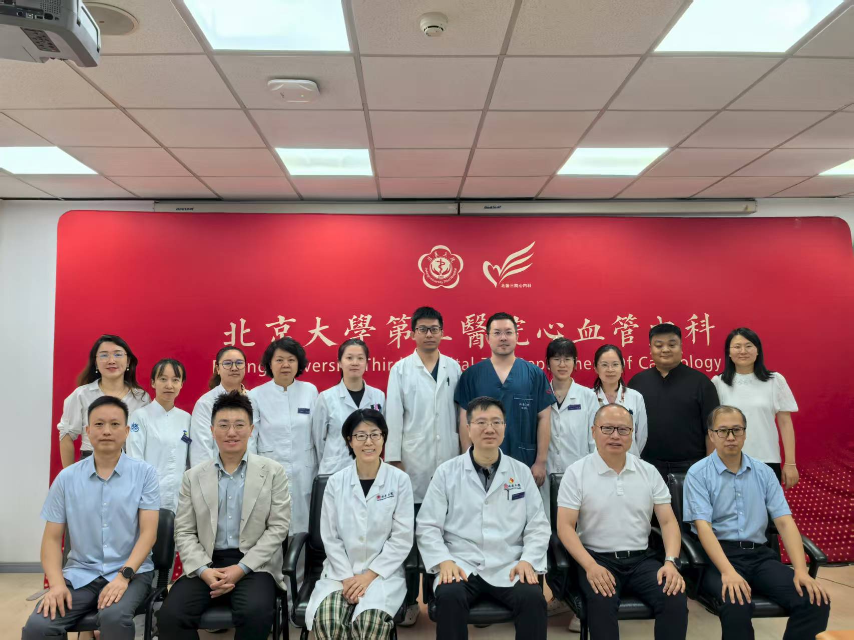 立方制药贝派度酸片III期临床主中心正式启动   创新药战略...